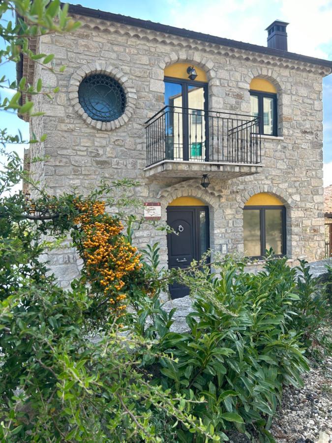 Dimora Rurale Valerio Bed and Breakfast Cercemaggiore Eksteriør billede