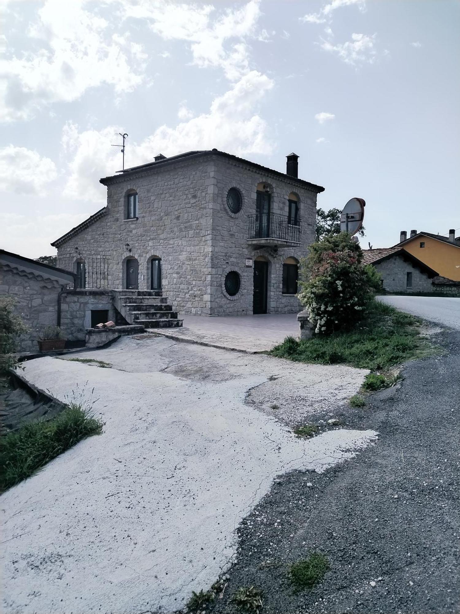 Dimora Rurale Valerio Bed and Breakfast Cercemaggiore Eksteriør billede